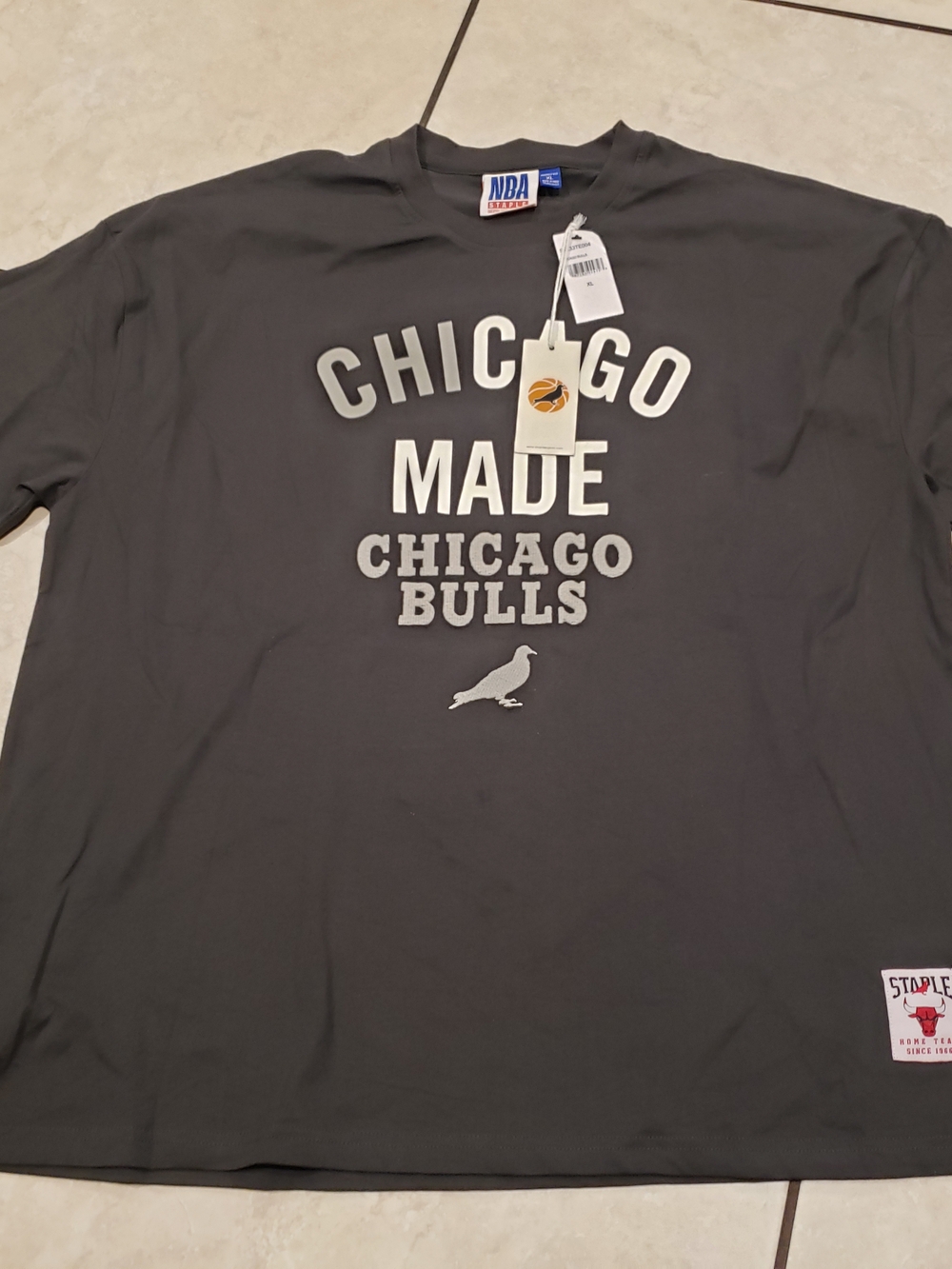 Chicago Bulls 'Chicago Made' Gray Short-Sleeve Tee - NBA